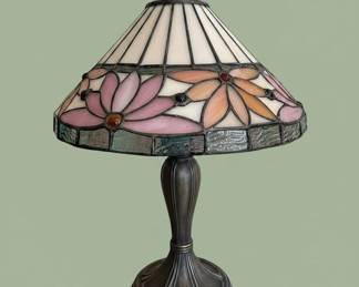 Tiffany Style Pink Floral Stained Glass Table Lamp