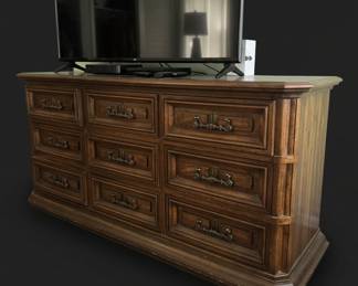 Vintage Thomasville Furniture Segovia Collection Spanish Mediterranean Style Walnut Dresser