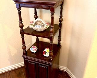 Vintage display shelf
