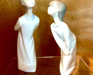 Lladro Boy and Girl Kissing