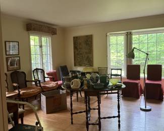 Additional dining chairs & lounge chairs