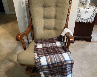 Glider rocker