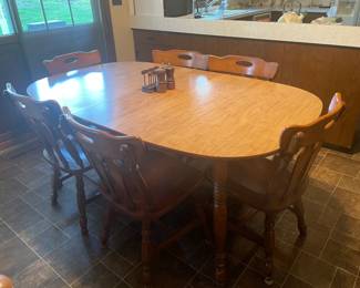 Maple Wood? Kitchenette Dining Table & Six Chairs