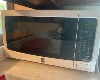 Clean & Working Microwave Oven