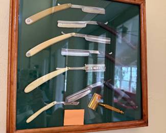 Set antique & vintage razors