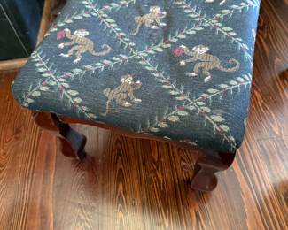 Sweet vtg monkey footstool
