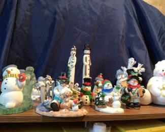 Lot 449: Winter holiday snowman and figurine collection