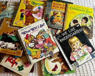 Lot 438: Collection of vintage Little Golden Books (children's picture books)