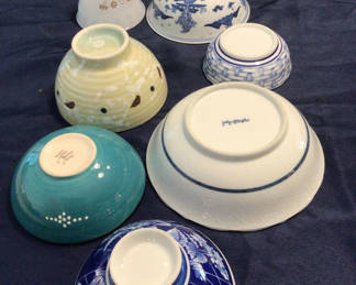 Lot 92: Assorted Ceramic Bowls and Dishes