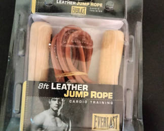 Lot 48: 8ft Leather Jump Rope (Everlast)
