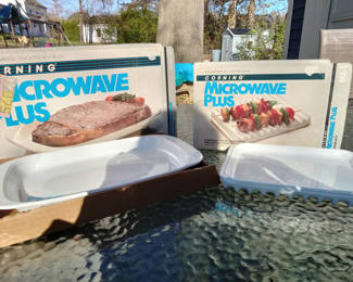 Lot 69: White Corning Microwave Plus Cookware Dishes