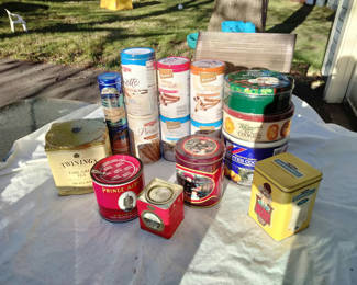 Lot 26: Assorted  tin containers, some vintage