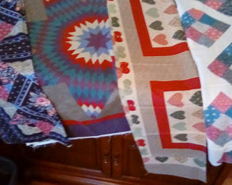 Lot 122: Fabric preprinted with quilt designs