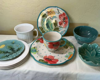 Lot 17: Teal Floral Ceramic Dinnerware Set