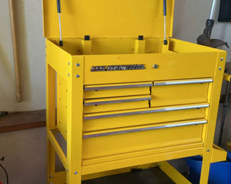 Lot 28: Yellow US General. Toolbox On Castors