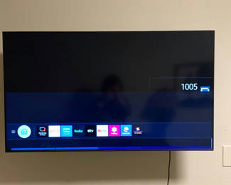 Lot 53: Samsung 50 Inch Flat Screen TV, wall mount