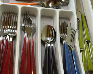 Lot 12: Fiesta Flatware, 3 VTG Tumblers