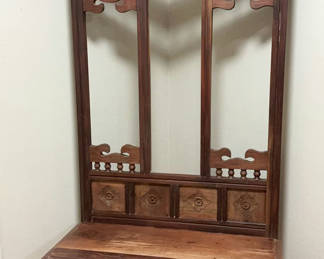 Lot 1: Vintage Hall Tree