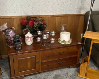 Coffee table 