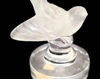 Lalique Crystal Nightingale Frosted Sparrow Paperweight