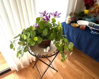 Silk - Plant Stand