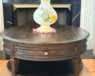 Large 2 drawer coffee table