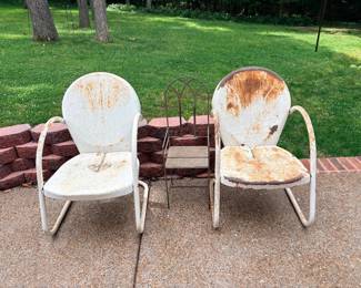 Vintage patio chairs mid-century shell back lawn chairs