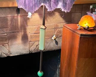 Art Deco lamp with uranium and jade glass