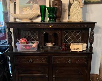 English oak buffet
