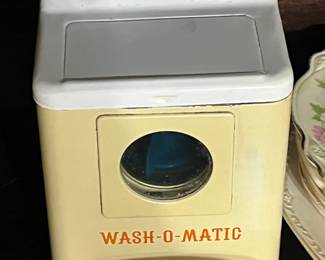 Vintage Tin Wash-O-Matic - Japan
