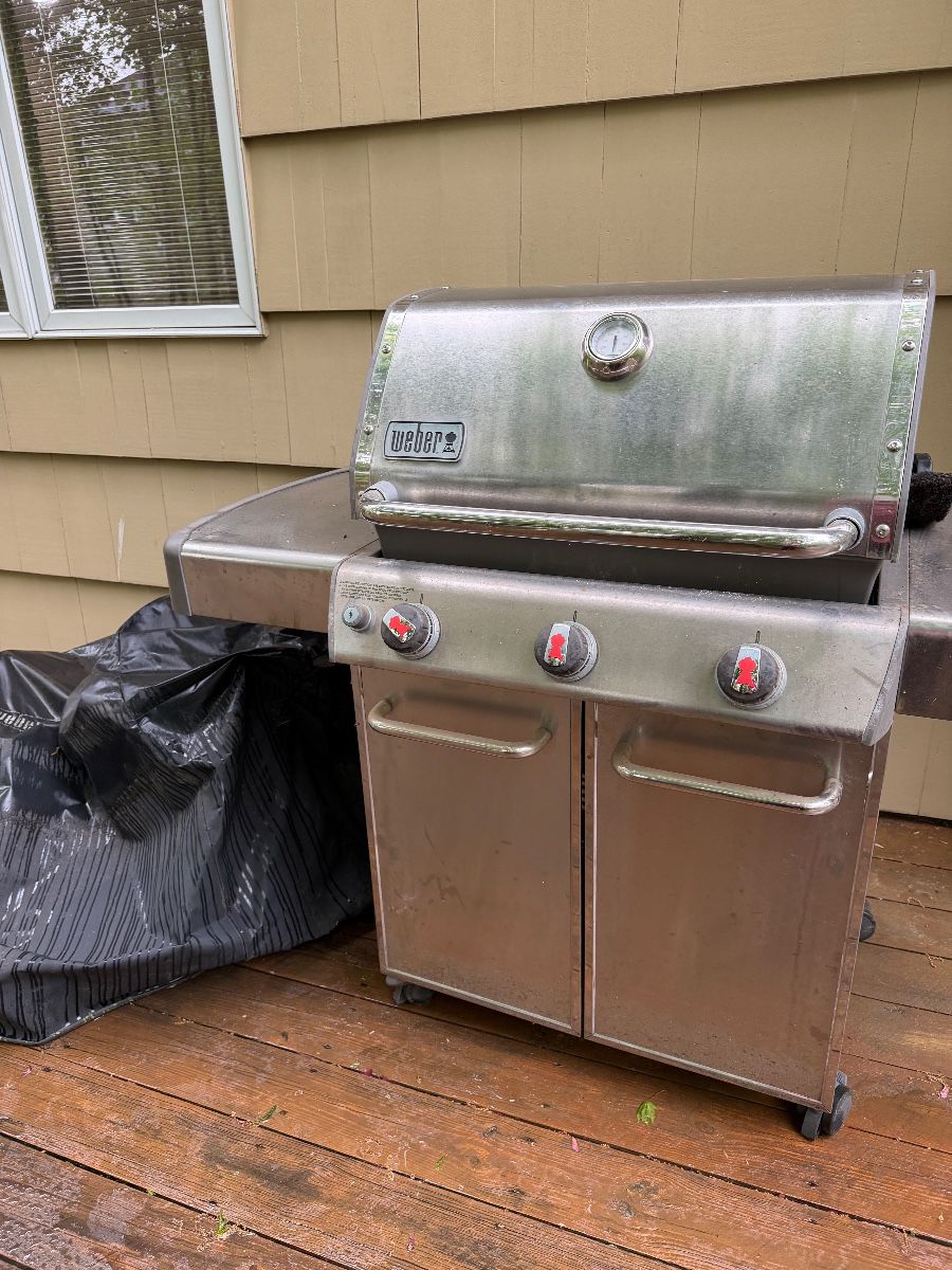 Weber gas grill