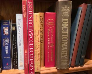 Encyclopaedia Britannica Complete Book of the Year 1972