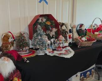 Department 56 "Christmas in the City" and "Snowbreeze Village" Collection