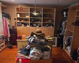 Wooden Shoe Storage Shelving Unit