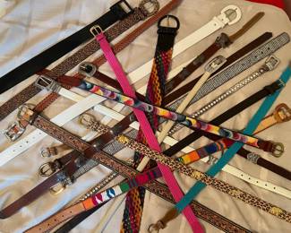 So many awesome Vintage belts
