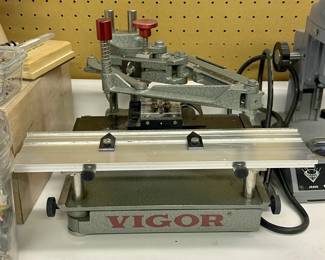 Vigor Deluxe Engraving Machine