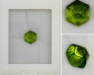 A stunning 7.76 ct Burmese peridot gemstone