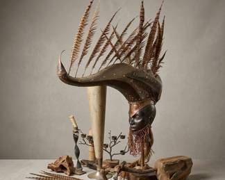 Lot101 AfricanFeatheredHeaddress