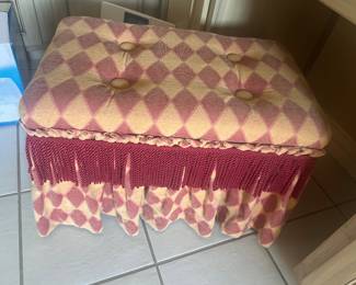 Vanity stool