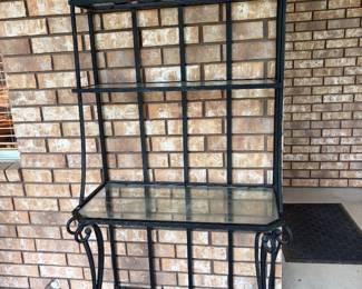 Patio bakers rack 