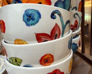 Eight Laurie Gates of California Laal bowls