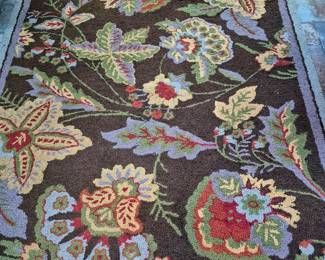 Large selection of area rugs and runners