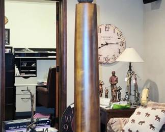 Floor lamps
