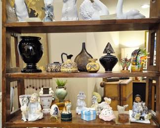 Ceramics, figurines, salt/peppers