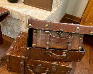 vintage suitcases 