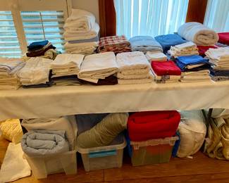 many nice clean and colorful linens 