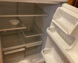 GE 18 cu ft fridge
