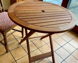 teak patio table 