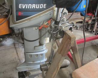 Evinrude 15Hp. Outboard Motor