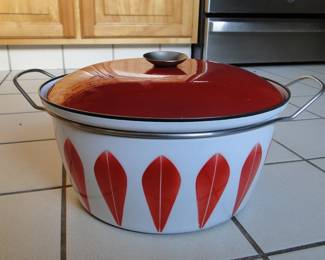 Catherinholm Pot